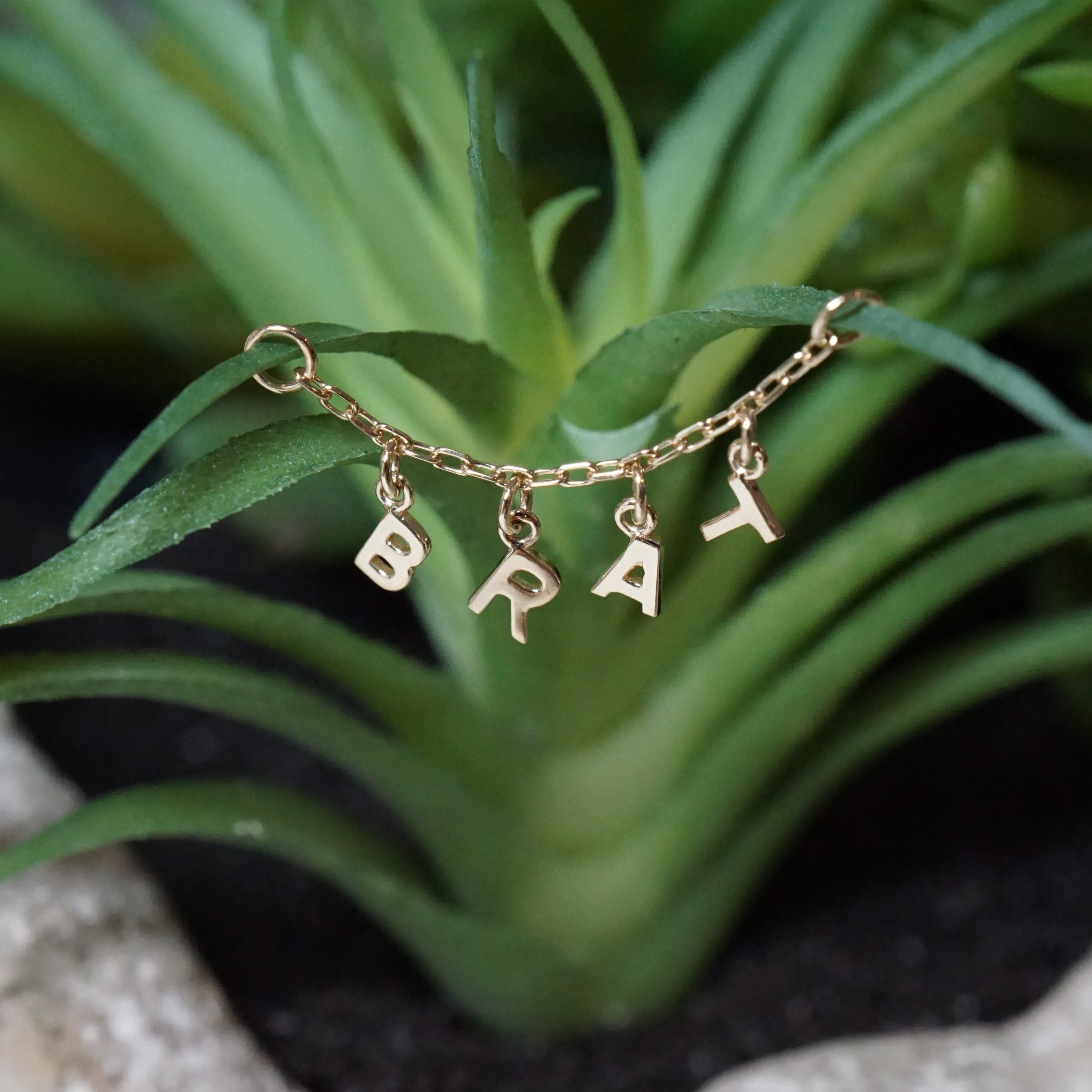 Letter Chain - Customize